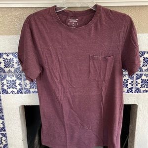 Mens medium Urban Outfitters T-Shirt Maroon